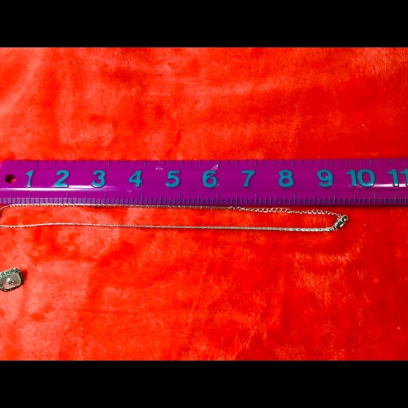 Mother of Pearl and Crystal Necklace and Earrings NEW - Picture 5 of 6